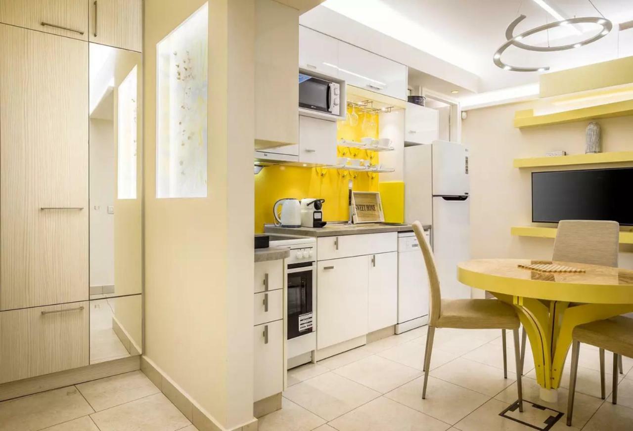 Acropolis Suites - Where Else In Athens? Esterno foto