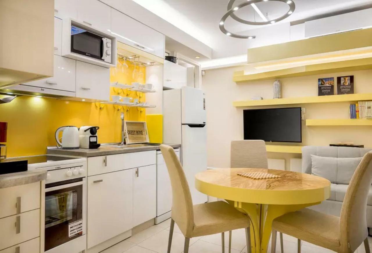 Acropolis Suites - Where Else In Athens? Esterno foto