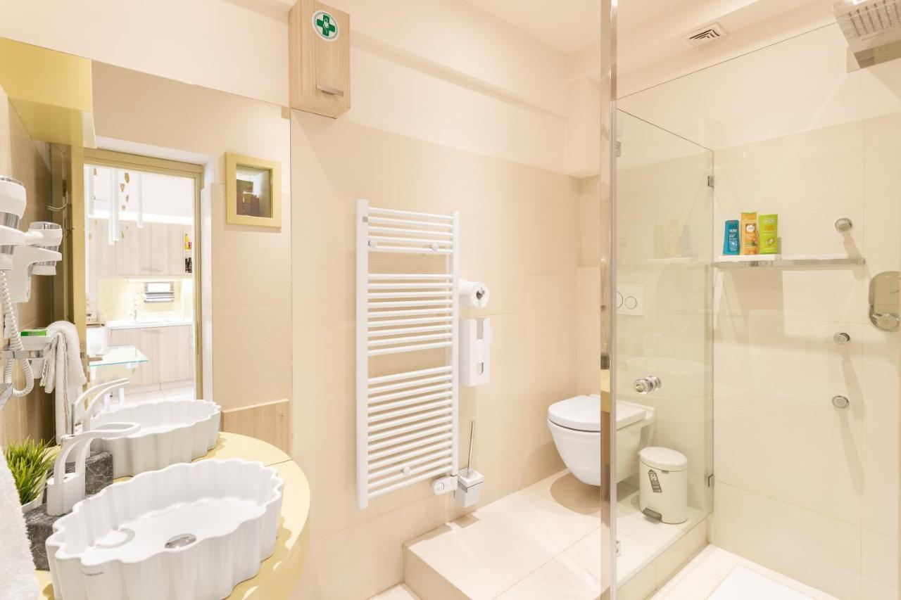 Acropolis Suites - Where Else In Athens? Esterno foto