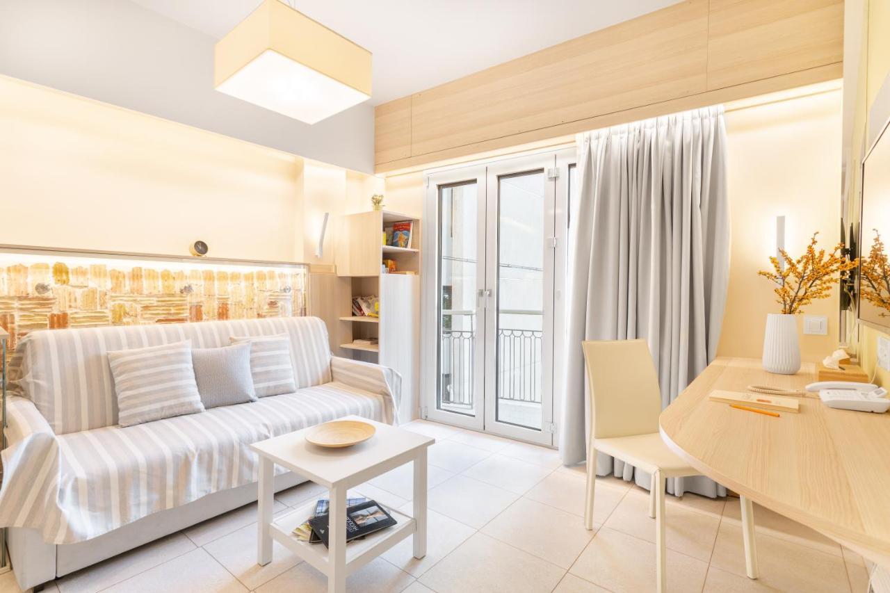 Acropolis Suites - Where Else In Athens? Esterno foto