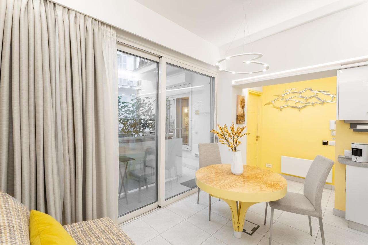 Acropolis Suites - Where Else In Athens? Esterno foto