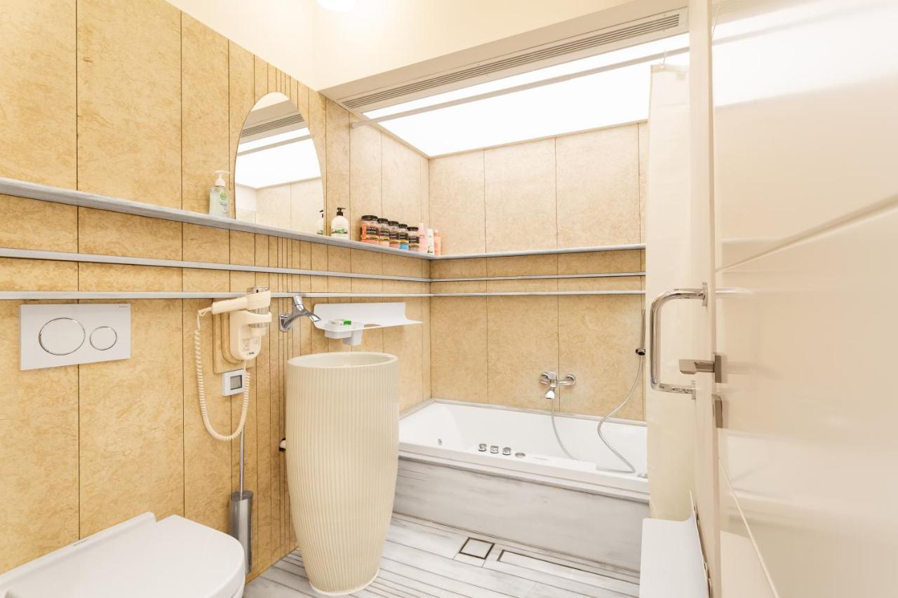 Acropolis Suites - Where Else In Athens? Esterno foto